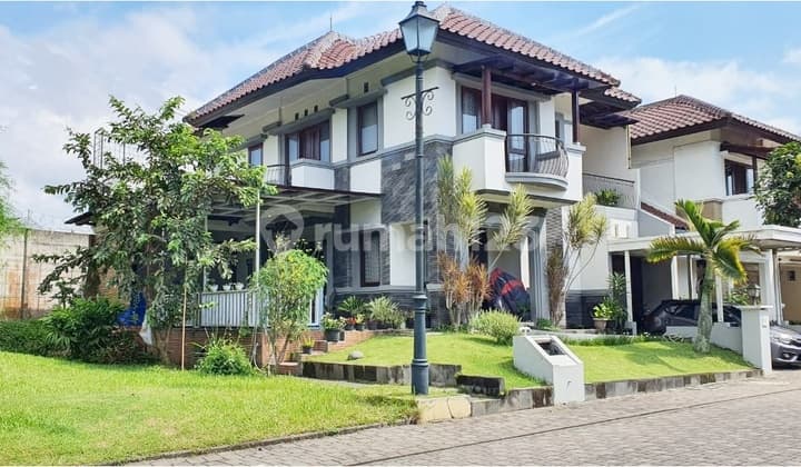 Rumah Hook Tatar Wangsakerta Kota Baru Parahyangan Harga Nego