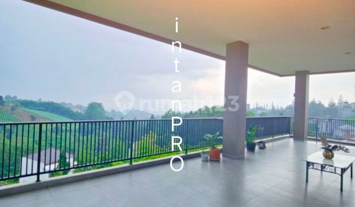 Rumah Villa + Kolam Renang City View Dago Pakar Bandung Utara