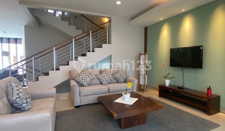 Minimalist Modern Mezzanine Type Setraduta House for Rent