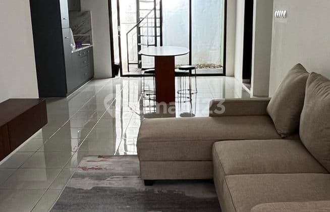 RUMAH BAGUS TERAWAT SIAP HUNI DI CIHANJUANG, BANDUNG BARAT