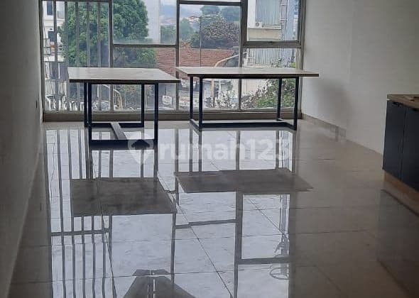 Ruko Pajajaran Mainroad
Cocok untuk Kantor dan usaha lainnya