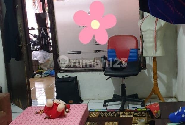 Rumah / Ruang Usaha Di Sarijadi Hitung Tanah, Bangun Design Sendiri!