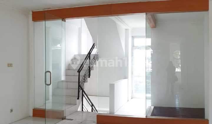 Dijual/Disewakan Ruko di Cihampelas