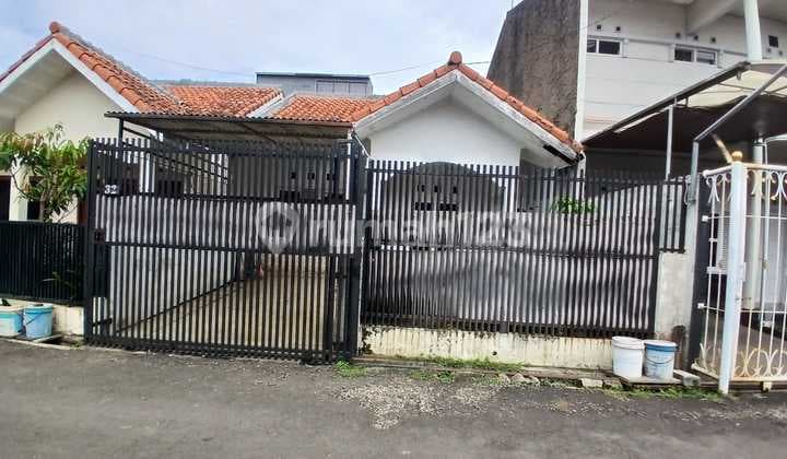 Rumah Nyaman di Graha Antapani Asri Bandung