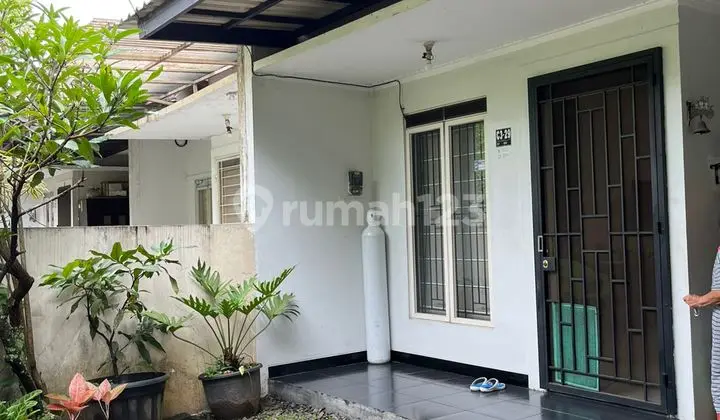 Rumah Siap Huni Furnished di Taman Holis Indah 2
