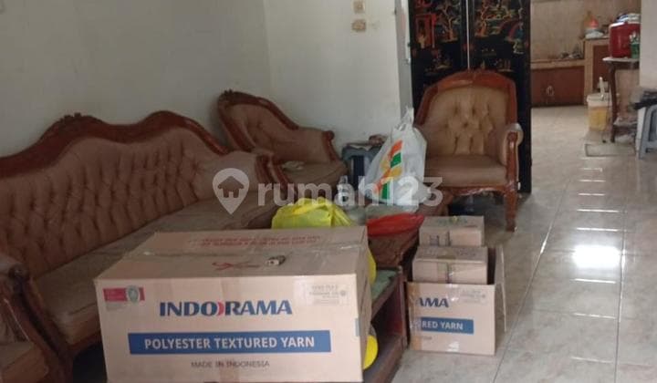 Rumah Perlu Renov di Taman Kopo Indah 1