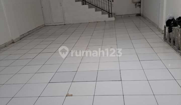 Ruko 3 Lantai Siap Pakai di Mainroad Mekarwangi Bandung