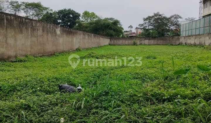 Strategic Spacious Land Plot in Batununggal