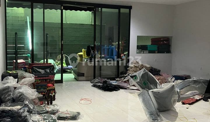 Rumah Nyaman Strategis di Srimahi Bandung
