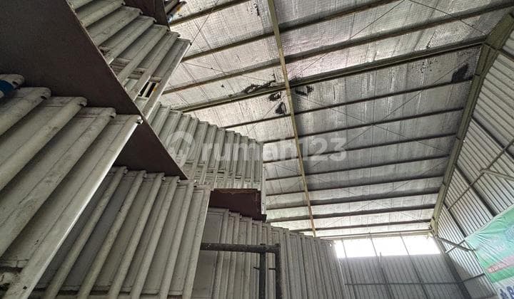 Gudang Hitung Tanah di Sayap Pungkur Moh Toha Bandung