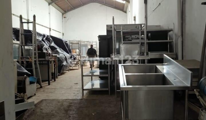 Gudang Strategis Akses Kontainer di Area Sukamenak Bandung