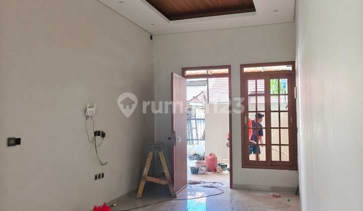 Rumah Nyaman Siap Huni di Taman Holis Indah 1