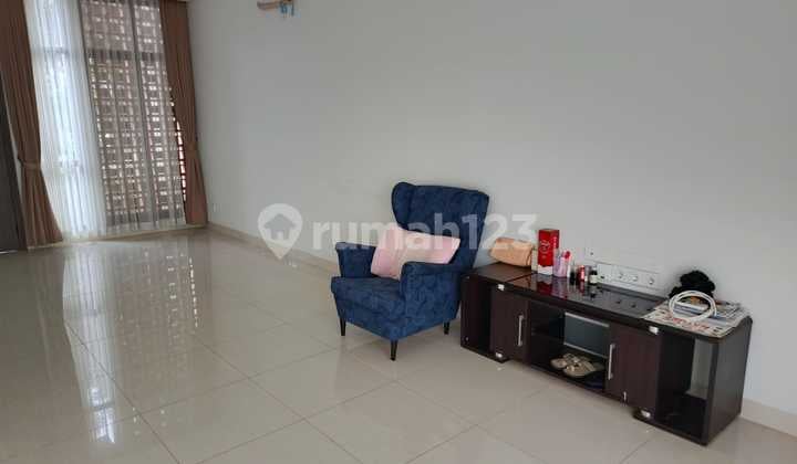 Rumah Nyaman Siap Huni di Summarecon Cluster Emily