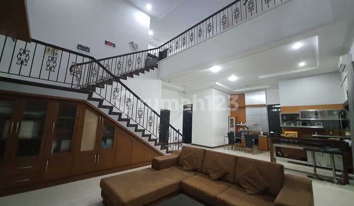 Rumah Bagus Dalam Cluster Favorite di Batununggal Bandung