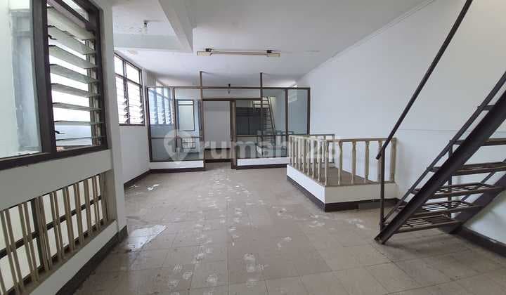 Sangat Langka Ruko 3 Lantai Tengah Kota Jalan Alkateri Bandung