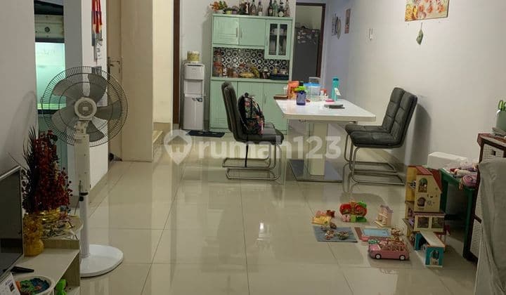 Dijual Rumah 2 Lantai Siap Huni di Puri Gardena Jakarta Barat