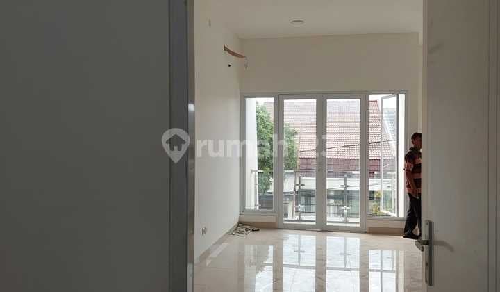 DIJUAL Rumah Kavling DKI, Meruya Selatan Lokasi strategis, lingkungan tenang & nyaman