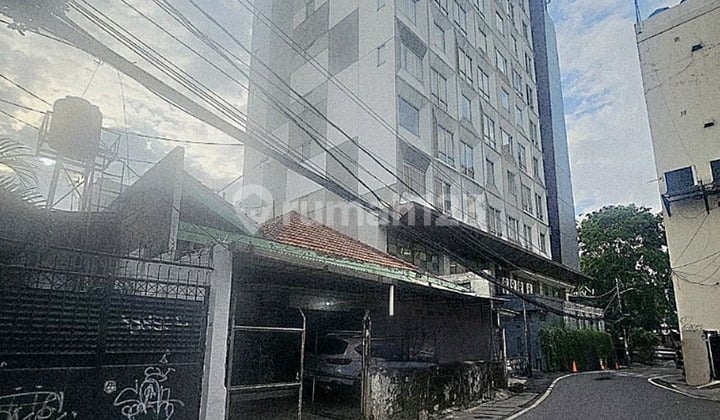 For Sale: Suitable Business House Behind Hotel Verse Kebon Kacang