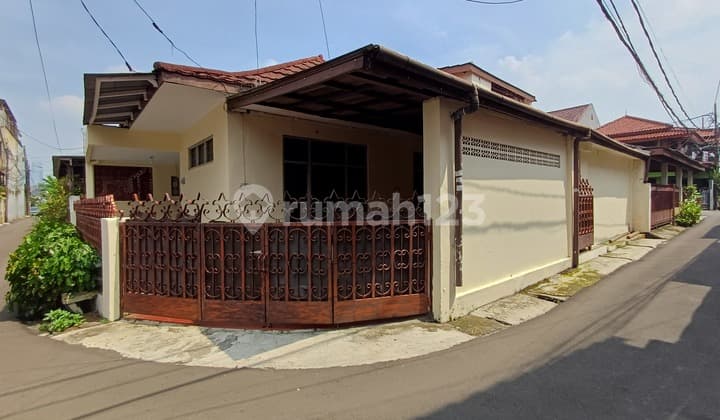Rumah Sewa Tebet Jln 1 Mobil