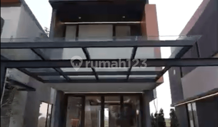 Rumah 3 Lantai Deket Dari Gading Serpong