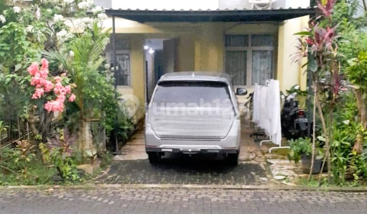 Luxury House Near Eastvara Mall for Rent in BSD City