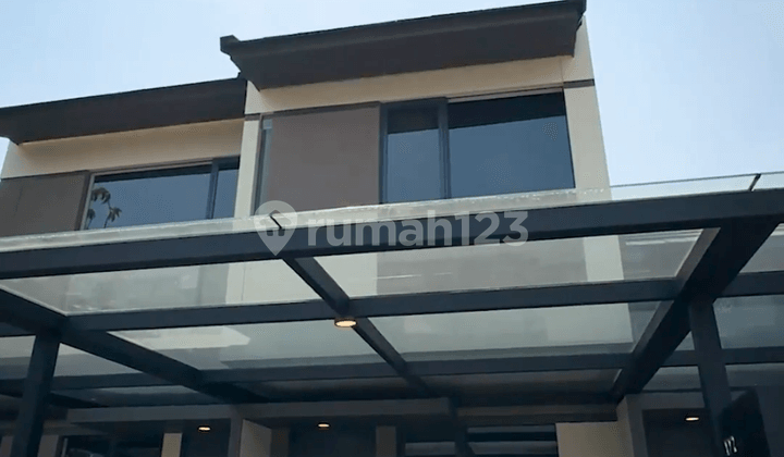 Rumah 2 Lantai Deket Gading Serpong