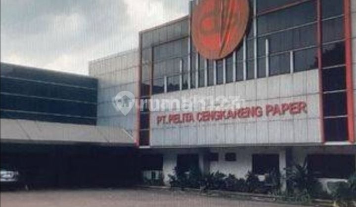 Empty land, former Paper Factory