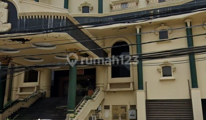 Gedung buat kantor dan.usaha