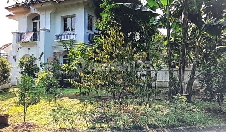 Rumah Dgn Tanah Yg Luas Di Sentul City