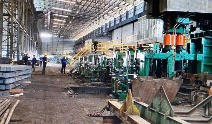 Pabrik Besi dan Baja