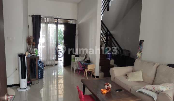 Rumah Lokasi Bebas Banjir di Grand Sharon Residence