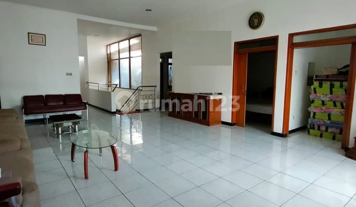 Rumah Nyaman Terawat Siap Huni di Taman Kopo Indah 3