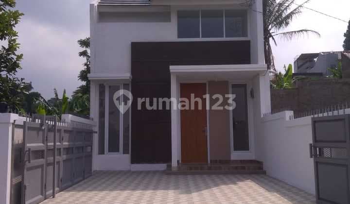 Rumah Baru Kondisi Siap Huni di Kamarung, Cimahi