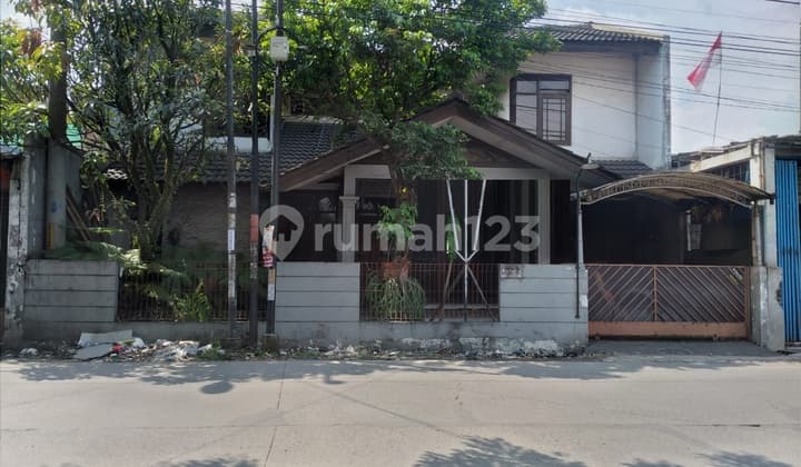 Rumah atau Ruko Mainroad di Taman Kopo Indah 1