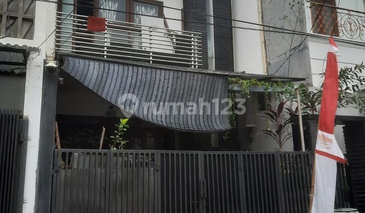 Rumah Minimalis Jl Praja Dalam G Kebayoran Lama Jaksel
