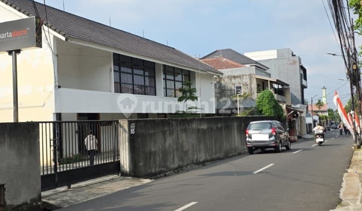 Rumah Jl Mampang Prapatan Xiv Pela Mampang Banka Jakarta Selatan