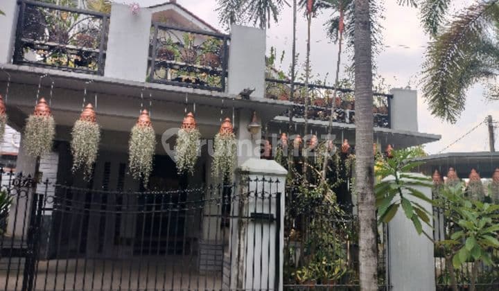 Rumah Mewah Hook Sisp Huni Dlm Perumahan Dekat Tol LRT Jatiwaringjn