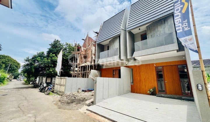 Rumah Baru Modern Dlm Perum Besar Dekat Toll Jatiwarna