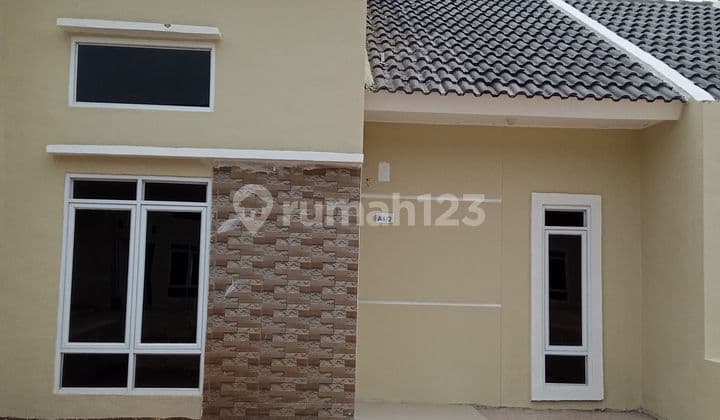 Luxury Ready House, Low Price, Green View3