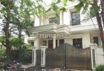 Dijual Cepat Rumah Idaman Desain Elegan & Menawan Lingkungan Asri,aman & Nyaman.lokasi Strategis Jl.wijayakarta Raya.mampang Prapatan.jakarta Selatan.