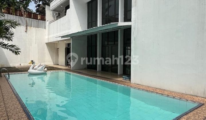 Dijual Cepat Rumah Idaman Mewah, Harga Murah Hadap Timur ,lokasi Strategis Jl. Bangka , Jakarta - Selatan Dengan Private Swimming Pool, Dekat Kemang