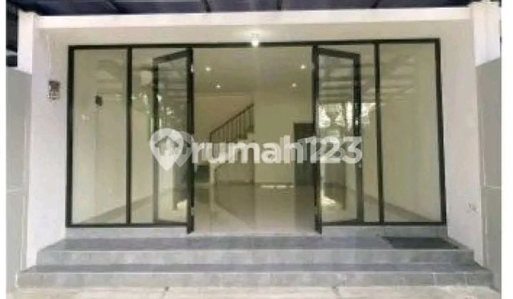Disewakan Cepat Ruko 2 - Lantai di Area Komersial,Jl. Kebagusan Raya, Jak - Sel,Dekat C B D, T B. Simatupang.