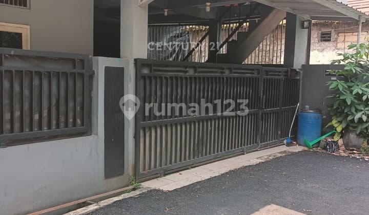 Rumah Jl Cemara Loji Bogor