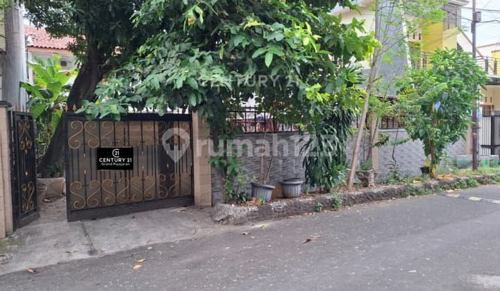 Bonus Land Strategic House Jati Anom Road, Rawamangun, East Jakarta