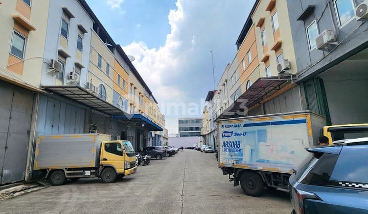 Gudang di Elang Laut Pik, 3 Lantai, HGB Jakarta Utara