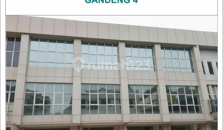 Ruko Gandeng 4 Unit Hadap Jalan di Alam Sutera Tangerang