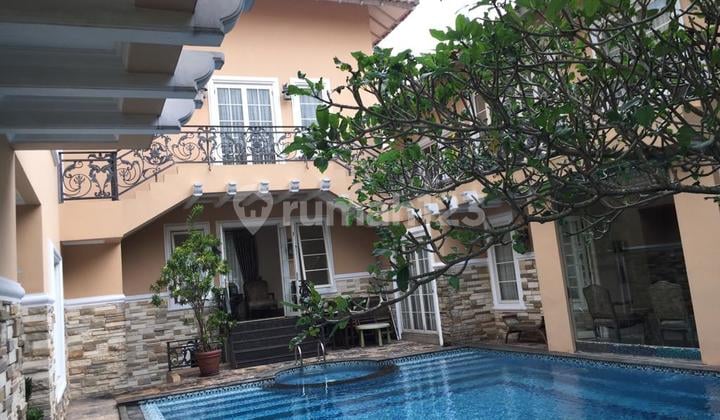 Rumah Mewah Siap Huni Di Cluster Bervely Golf Karawaci Tangerang