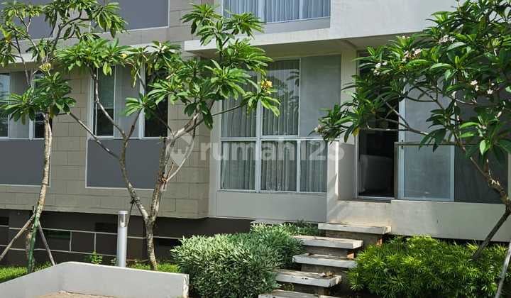 Disewakan Apartement Rainbow Spring 4 BR, Semi Furnished
