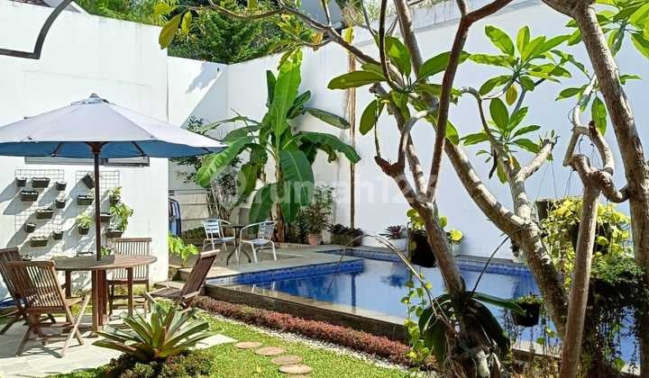 Rumah Private Pool Asri Nyaman Di Alam Sutera Tangerang
