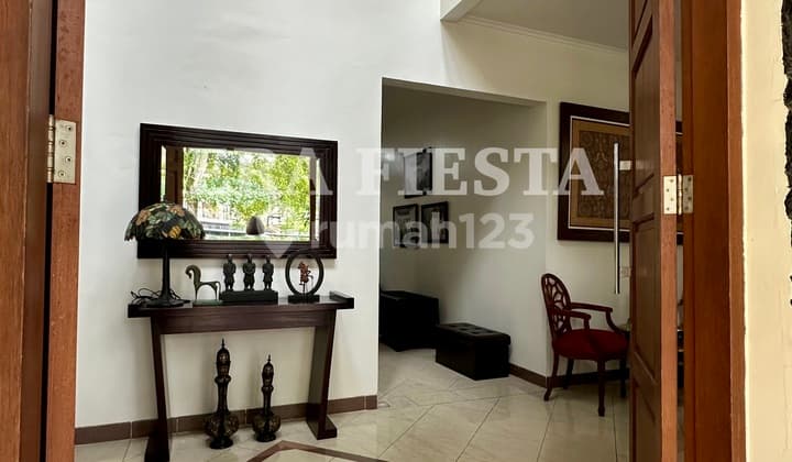 Rumah Nyaman Depan Taman di Kawasan Asri Kencana Loka BSD City